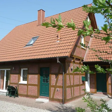Premium-ferienhaus Herbstprinz Im Altes Land Direkt An Der Elbe Bachenbrock